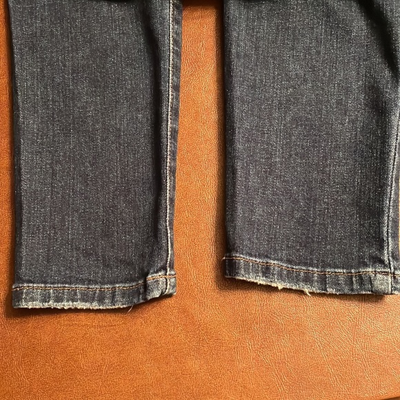 Joe's Jeans Addison Distressed Skinny Jeans Size 28 - Picture 11 of 12